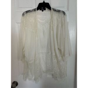 Lulus Lace top